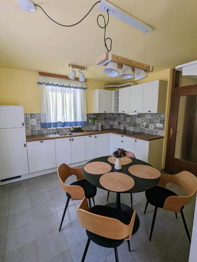 Apartments Zakrasnik Škofja Loka المظهر الخارجي الصورة